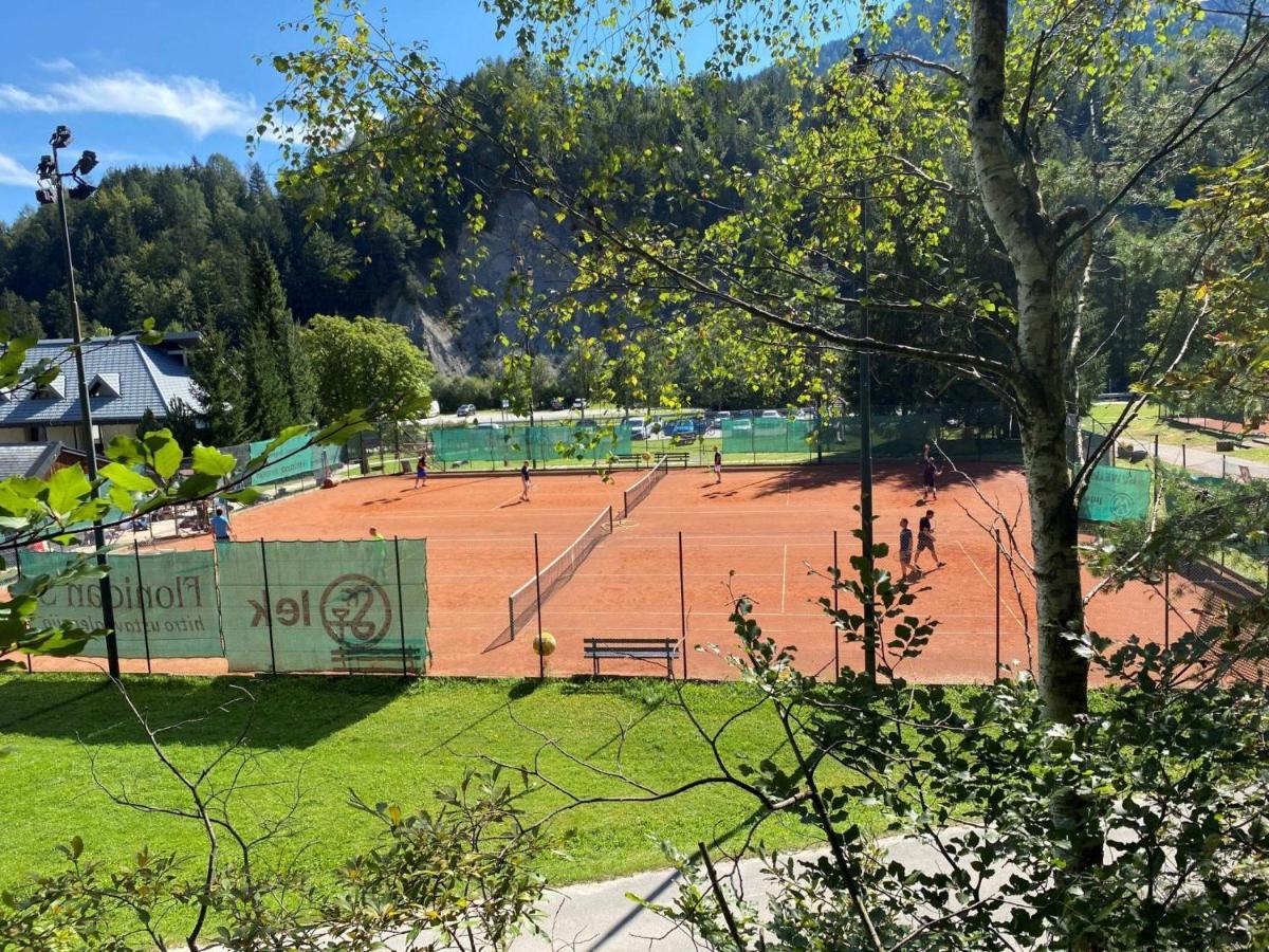Sport & Sunny Cosy Alpine Retreat Apartment Kranjska Gora Bagian luar foto